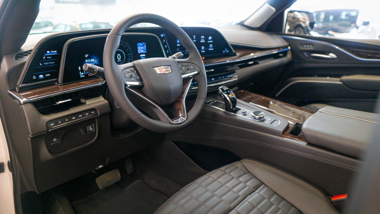 Cadillac Escalade Premium Luxury Platinum 2023 Auto Outlet